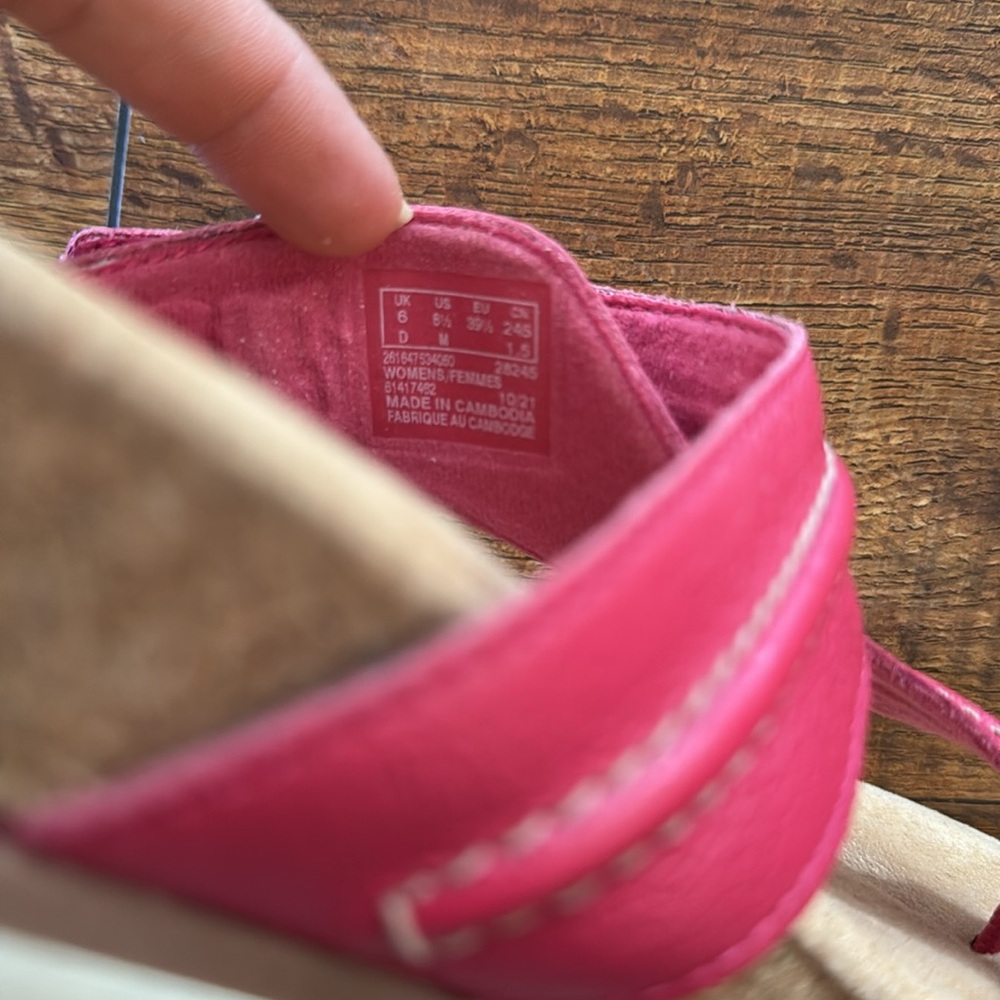 Clarks Pink Sandals with Buckle - Picture 4 of 5